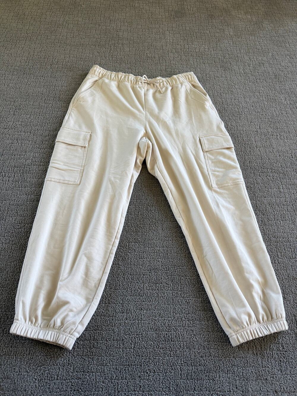 Athleta XL Cascade Cargo Terry Pant